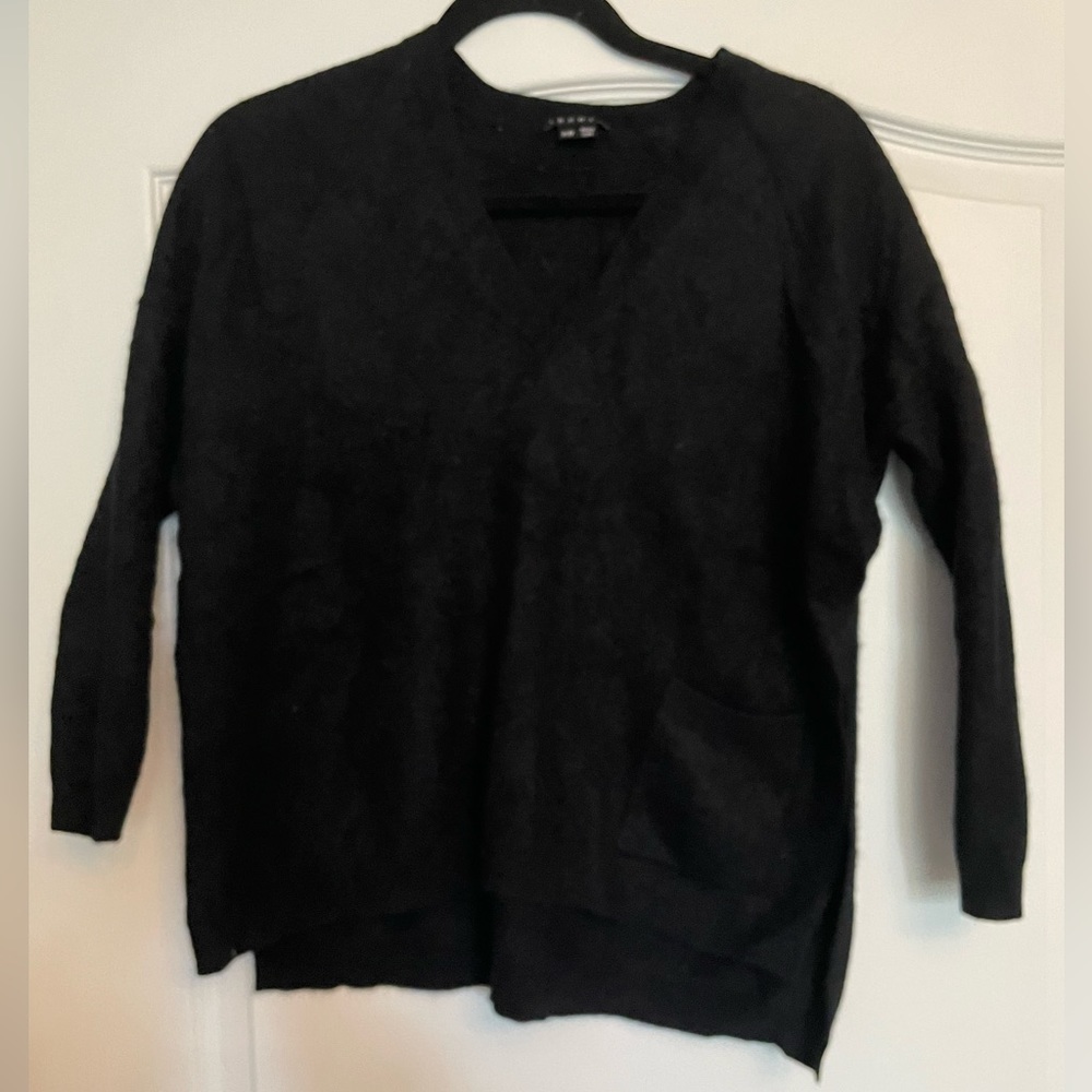 THEORY sweater